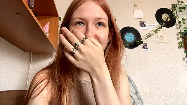 Snapshot of LaureenVielma chatting on 02-24-26, 08:23 LaureenVielma online show from 02-24-26, 08:23