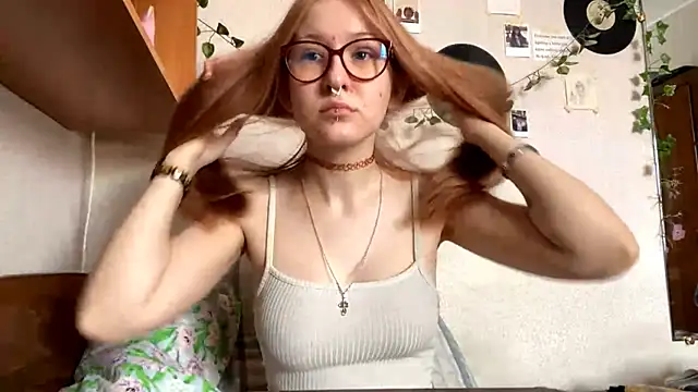 Snapshot of LaureenVielma chatting on 03-13-26, 07:26 LaureenVielma online show from 03-13-26, 07:26