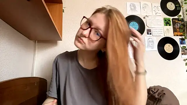 Snapshot of LaureenVielma chatting on 04-10-26, 08:30 LaureenVielma online show from 04-10-26, 08:30