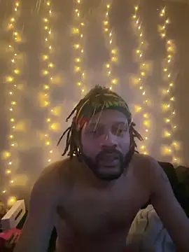 Snapshot of magic_man1085 chatting on 02-09-26, 03:27 magic man1085 online show from 02-09-26, 03:27