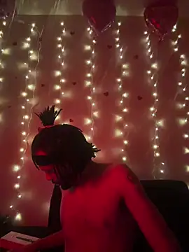 Snapshot of magic_man1085 chatting on 02-13-26, 06:20 magic man1085 online show from 02-13-26, 06:20