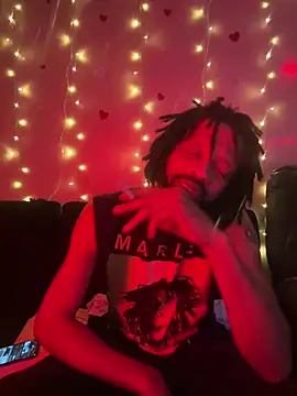 Snapshot of magic_man1085 chatting on 03-02-26, 02:25 magic man1085 online show from 03-02-26, 02:25