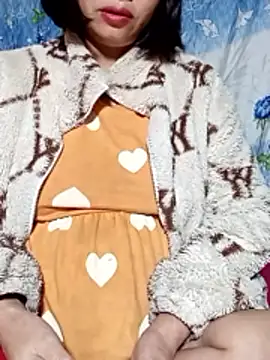 Snapshot of Pmn87 chatting on 02-23-26, 01:36 Pmn87 online show from 02-23-26, 01:36