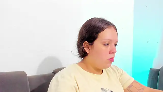 Snapshot of Emely_pregnantt chatting on 01-31-26, 11:36 Emely pregnantt online show from 01-31-26, 11:36