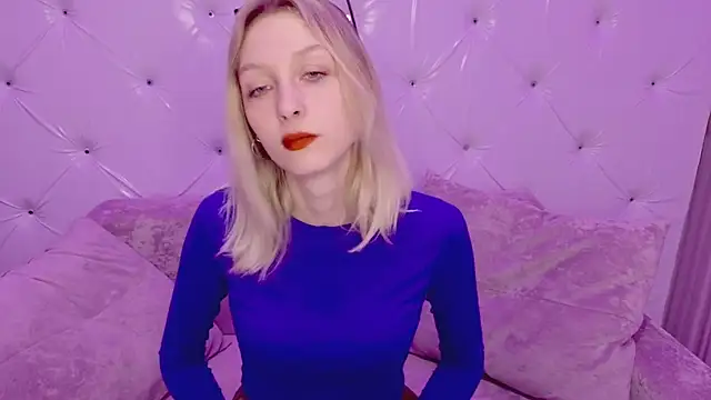 Snapshot of Akiro_Kim7 chatting on 02-10-26, 01:43 Akiro Kim7 online show from 02-10-26, 01:43