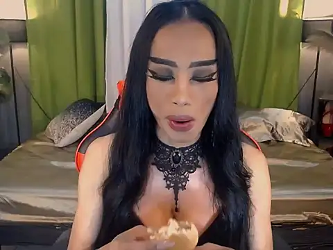 Snapshot of VeshtidaTS chatting on 02-22-26, 08:57 VeshtidaTS online show from 02-22-26, 08:57