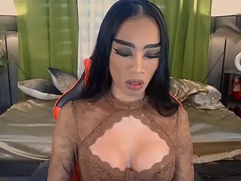 Snapshot of VeshtidaTS chatting on 03-01-26, 04:03 VeshtidaTS online show from 03-01-26, 04:03