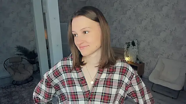 LianneBynon online show from 02-21-26, 08:26