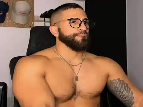 Snapshot of SamDornan51 chatting on 02-07-26, 12:58 SamDornan51 online show from 02-07-26, 12:58