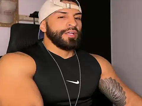 Snapshot of SamDornan51 chatting on 02-19-26, 01:01 SamDornan51 online show from 02-19-26, 01:01