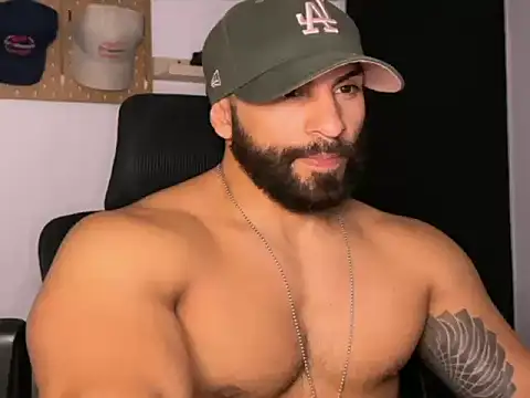 Snapshot of SamDornan51 chatting on 02-20-26, 12:51 SamDornan51 online show from 02-20-26, 12:51