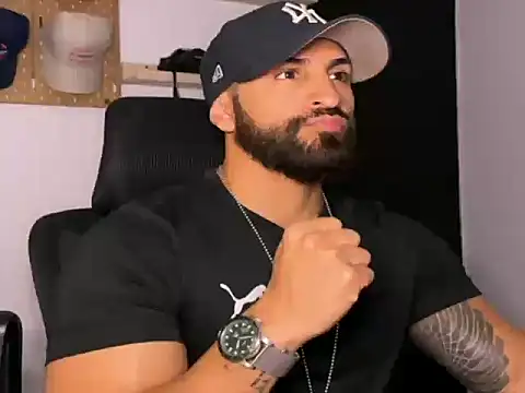 Snapshot of SamDornan51 chatting on 02-21-26, 03:07 SamDornan51 online show from 02-21-26, 03:07