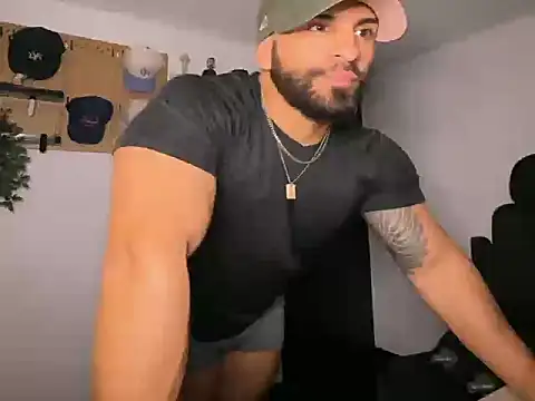 Snapshot of SamDornan51 chatting on 02-26-26, 12:53 SamDornan51 online show from 02-26-26, 12:53