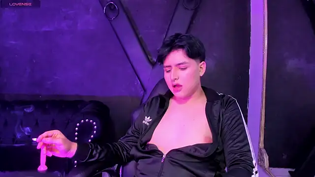 Snapshot of noahWolff_ chatting on 02-05-26, 05:12 noahWolff online show from 02-05-26, 05:12