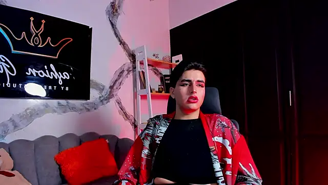 Snapshot of noahWolff_ chatting on 02-16-26, 05:25 noahWolff online show from 02-16-26, 05:25