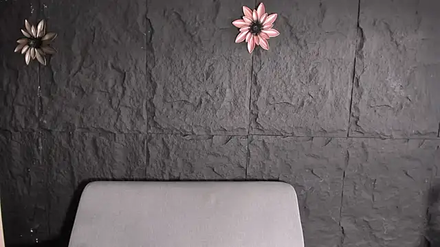 Snapshot of noahWolff_ chatting on 02-28-26, 10:11 noahWolff online show from 02-28-26, 10:11