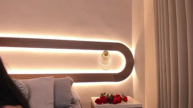 Snapshot of Violeta_sum chatting on 02-16-26, 12:12 Violeta sum online show from 02-16-26, 12:12