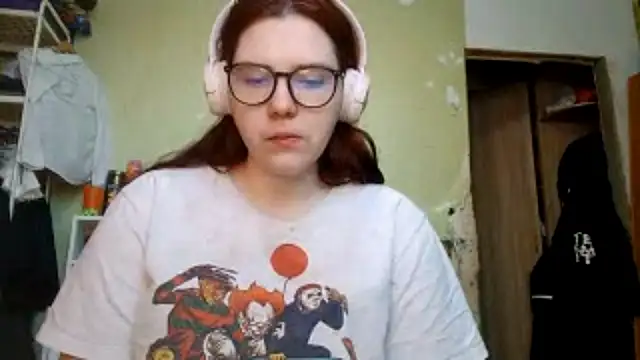 Snapshot of VannessaDillenbeck chatting on 02-13-26, 10:44 VannessaDillenbeck online show from 02-13-26, 10:44