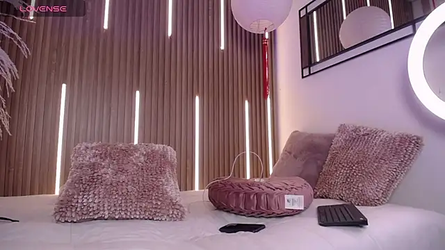 Snapshot of David_Banks_ chatting on 03-12-26, 12:22 David Banks online show from 03-12-26, 12:22