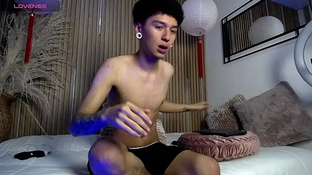 Snapshot of David_Banks_ chatting on 03-28-26, 02:38 David Banks online show from 03-28-26, 02:38