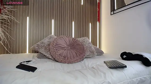 Snapshot of David_Banks_ chatting on 03-29-26, 12:05 David Banks online show from 03-29-26, 12:05