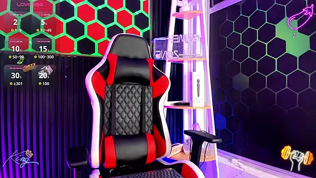 Snapshot of David_Banks_ chatting on 04-14-26, 12:22 David Banks online show from 04-14-26, 12:22