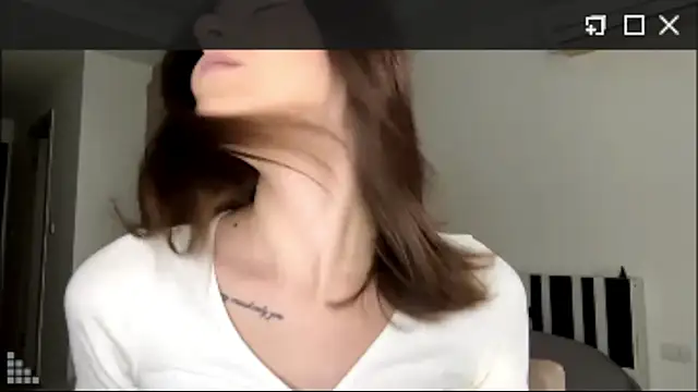 Snapshot of MauritaSpueler chatting on 02-12-26, 08:20 MauritaSpueler online show from 02-12-26, 08:20