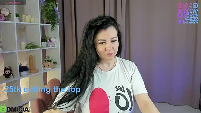 Snapshot of Monika_Martinezz chatting on 02-19-26, 03:35 Monika Martinezz online show from 02-19-26, 03:35