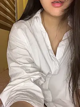 Luna Nhii05 online show from 02-06-26, 01:54