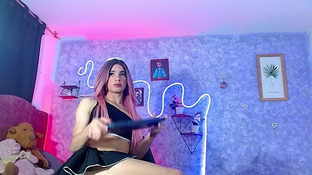 Snapshot of Everlin__Hot_ chatting on 02-06-26, 11:35 Everlin Hot online show from 02-06-26, 11:35