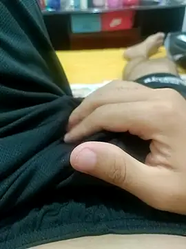 Snapshot of putopau15 chatting on 02-16-26, 01:46 putopau15 online show from 02-16-26, 01:46