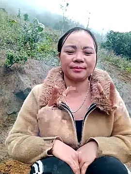 Snapshot of neyney110 chatting on 02-03-26, 06:40 neyney110 online show from 02-03-26, 06:40