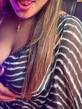 queen-panda online show from 02-24-26, 05:44