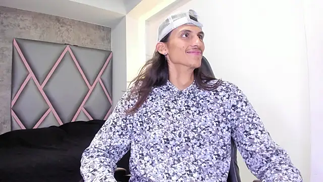 Noha-Smith online show from 02-05-26, 04:28