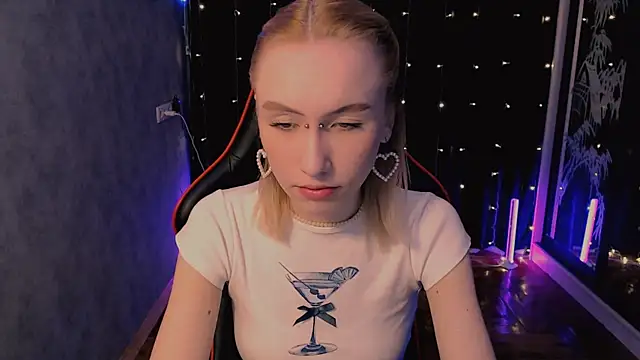 Snapshot of crybambi chatting on 02-13-26, 06:20 crybambi online show from 02-13-26, 06:20