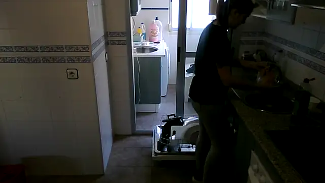 Snapshot of laparejaideal08 chatting on 02-21-26, 04:08 laparejaideal08 online show from 02-21-26, 04:08