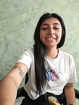 EmmaWilliamss4 online show from 02-17-26, 02:57