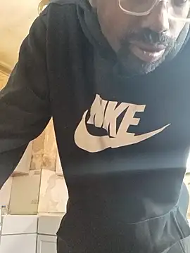 Snapshot of PharaohJaguars chatting on 02-06-26, 06:11 PharaohJaguars online show from 02-06-26, 06:11