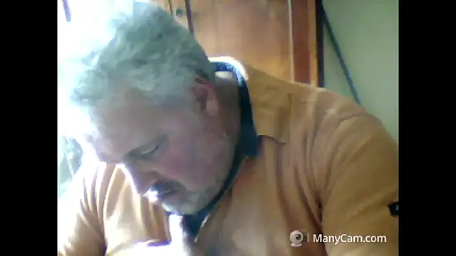 Snapshot of swichcassanesi chatting on 02-08-26, 01:03 swichcassanesi online show from 02-08-26, 01:03