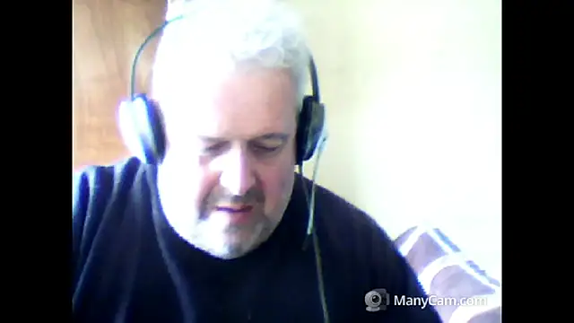 Snapshot of swichcassanesi chatting on 02-28-26, 01:34 swichcassanesi online show from 02-28-26, 01:34