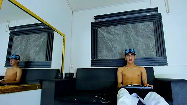 Snapshot of Dominic_26 chatting on 02-05-26, 09:25 Dominic 26 online show from 02-05-26, 09:25