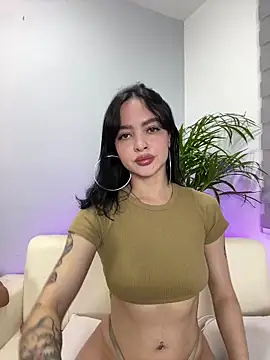 Snapshot of Elirpo chatting on 02-21-26, 02:23 Elirpo online show from 02-21-26, 02:23