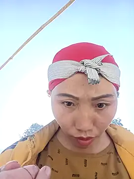 Snapshot of hot-luna- chatting on 02-05-26, 07:35 hot-luna- online show from 02-05-26, 07:35