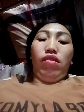 Snapshot of hot-luna- chatting on 02-26-26, 11:59 hot-luna- online show from 02-26-26, 11:59