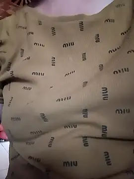 hot-luna- online show from 04-14-26, 10:21