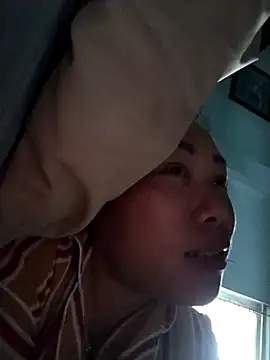 Snapshot of Bella-222 chatting on 02-08-26, 05:55 Bella-222 online show from 02-08-26, 05:55