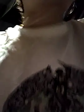 Snapshot of Bella-222 chatting on 02-14-26, 10:56 Bella-222 online show from 02-14-26, 10:56