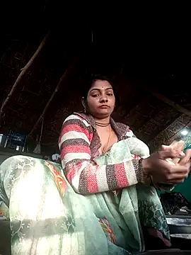 Snapshot of Hotty_raghni chatting on 02-08-26, 02:37 Hotty raghni online show from 02-08-26, 02:37