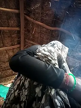 Snapshot of Hotty_raghni chatting on 02-16-26, 03:13 Hotty raghni online show from 02-16-26, 03:13