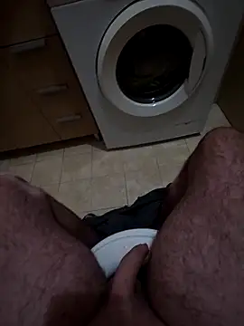 Heyyo3 online show from 02-15-26, 08:35